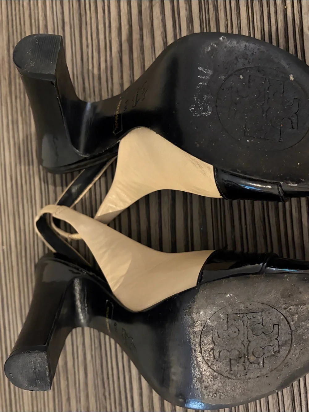 Tory Burch Black and Cream Patent Leather Slingback Heels with Gold Logo